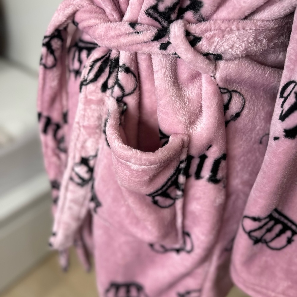 Juicy couture velour pink mauve lavender robe lush luxe intimate gift - Picture 4 of 10